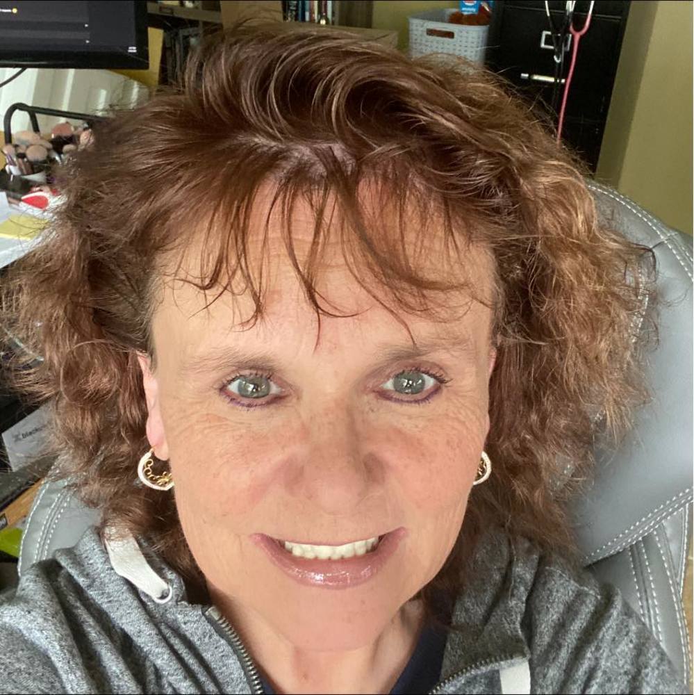 Meet your Posher, Cheri